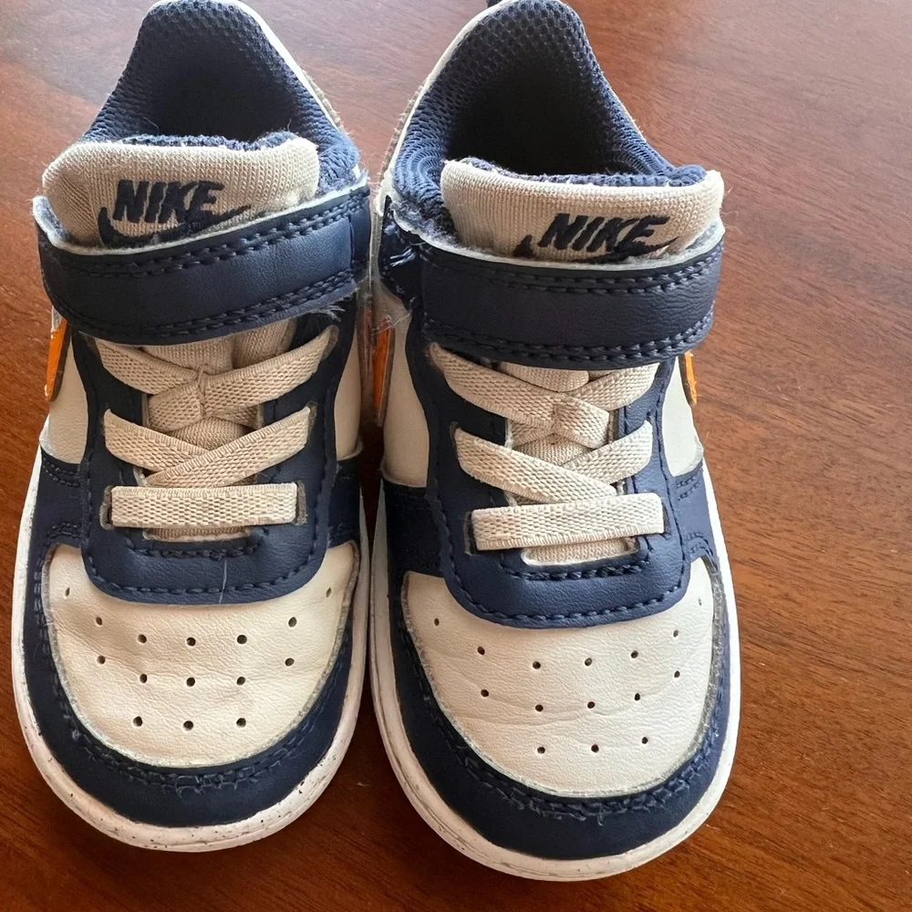 Nike Kids Navy and Orange Court Bourough Sneakers - Picture 3 of 5